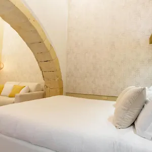 https://martini-rooms-castello.in-sardinia.net