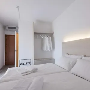 https://hotel-internazionale.it-lombardy.com