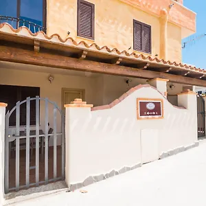 https://domo-micali.in-sardinia.net