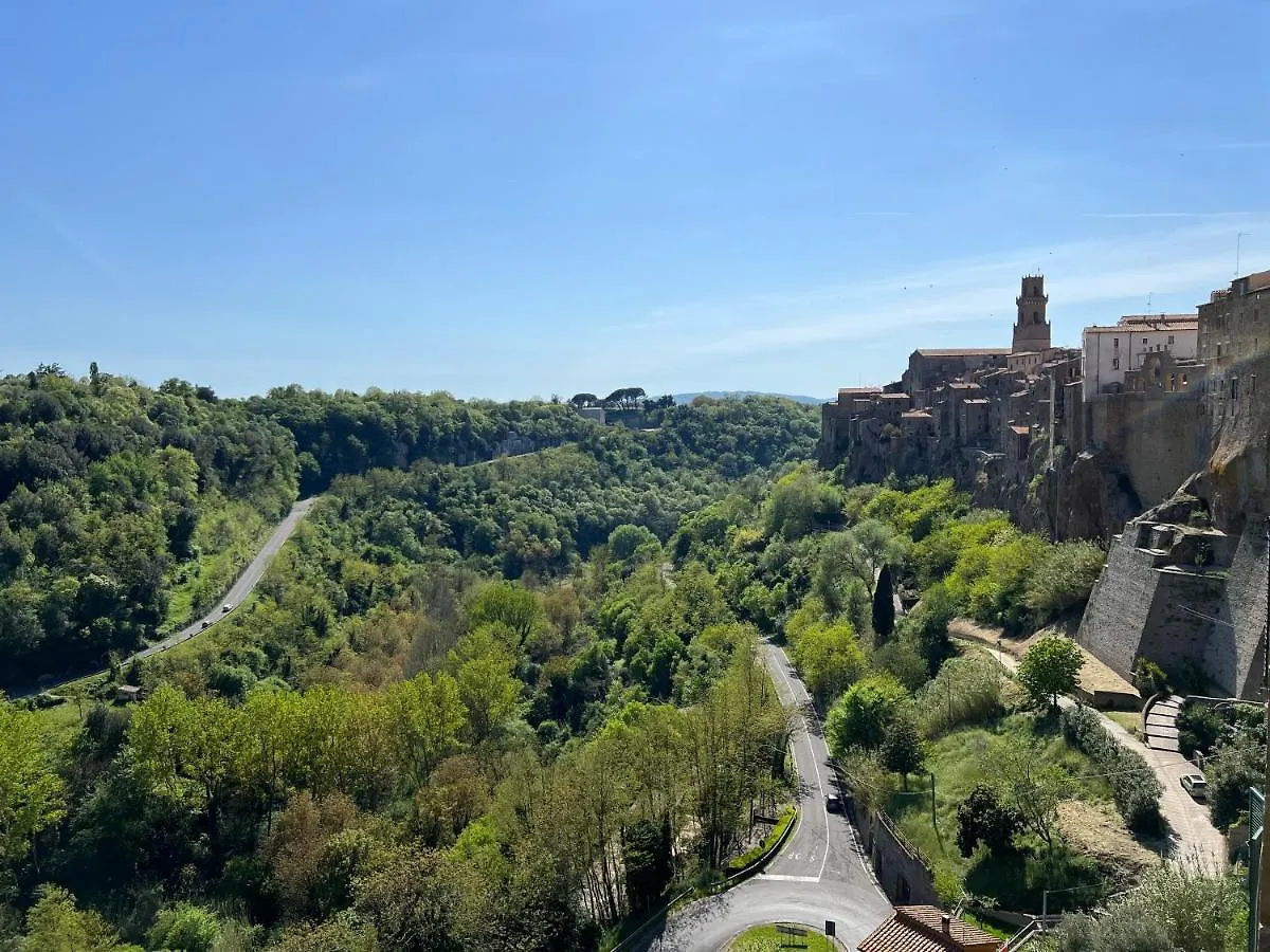 Affittacamere Licenza N.1 Presso La Magica Torre Pitigliano 0*,