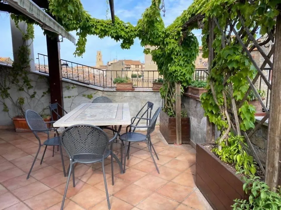 Affittacamere Licenza N.1 Presso La Magica Torre Pitigliano 0*,  Italy