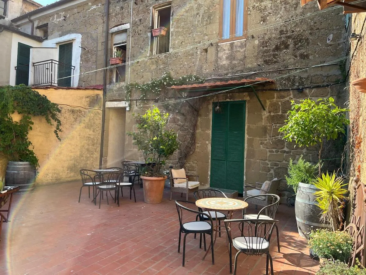 Affittacamere Licenza N.1 Presso La Magica Torre Pitigliano Italia