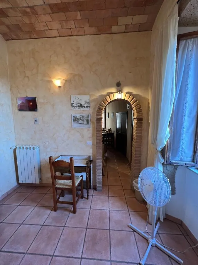 Guest house Affittacamere Licenza N.1 Presso La Magica Torre Pitigliano Italy