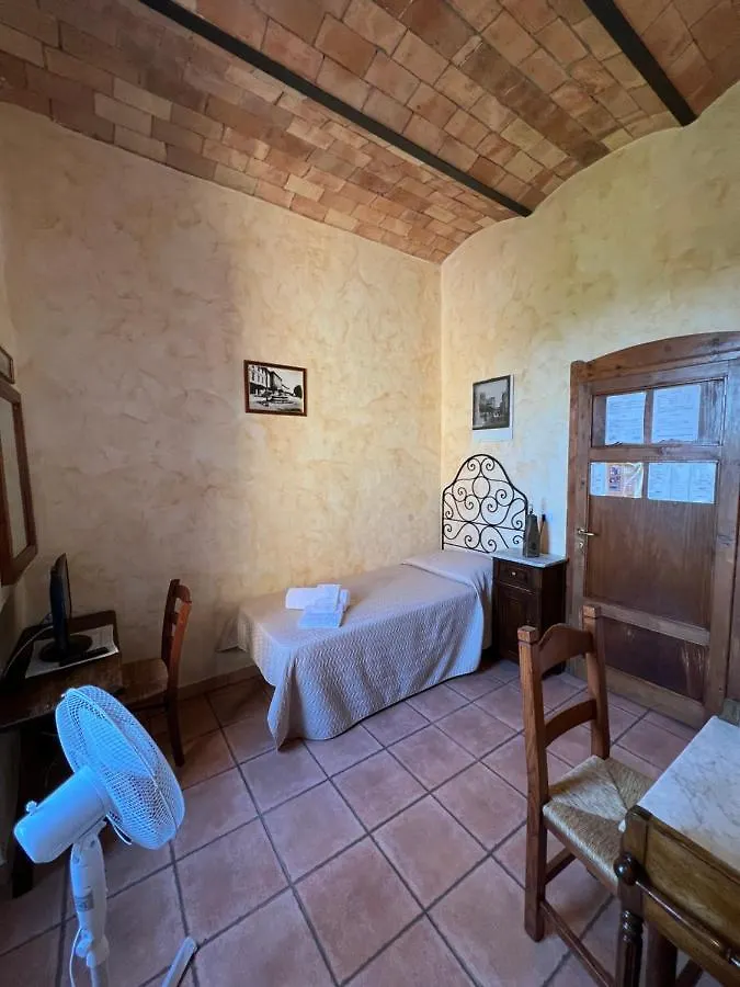 Guest house Affittacamere Licenza N.1 Presso La Magica Torre Pitigliano
