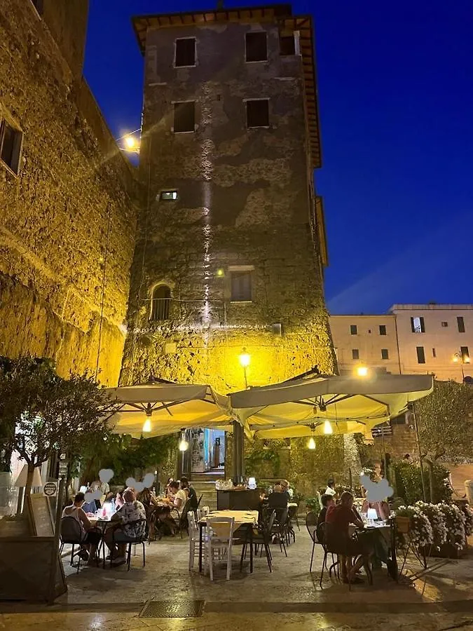 Affittacamere Licenza N.1 Presso La Magica Torre Pitigliano